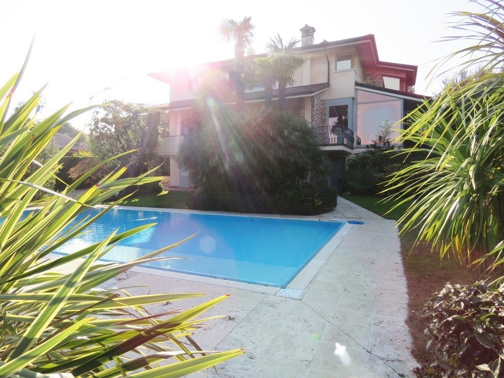 Desenzano del Garda - Traumhafte Villa mit Schwimmbad und Seeblick