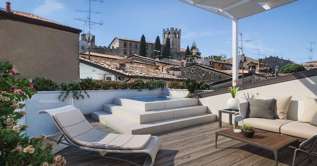 Desenzano del Garda - 
Traumhaftes Penthouse mit Dachterrasse und herrlichem Seeblick