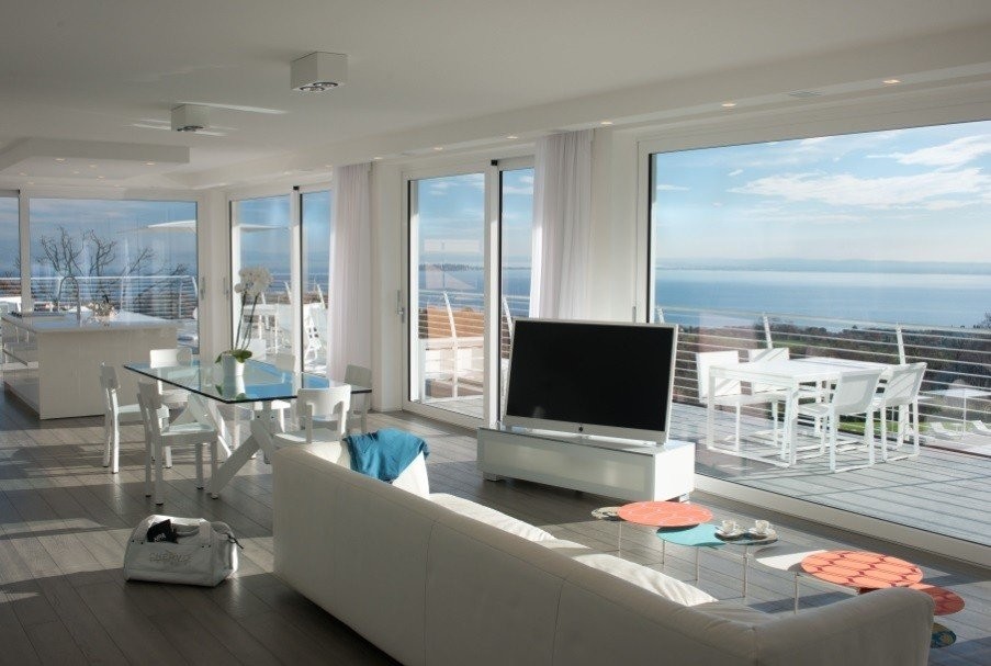 Padenghe sul Garda - 
Neue Luxuswohnung mit Blick auf den Gardasee