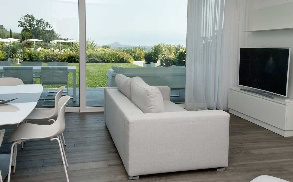 Padenghe sul Garda - Luxus-Gartenwohnung mit wunderschönen Seeblick!