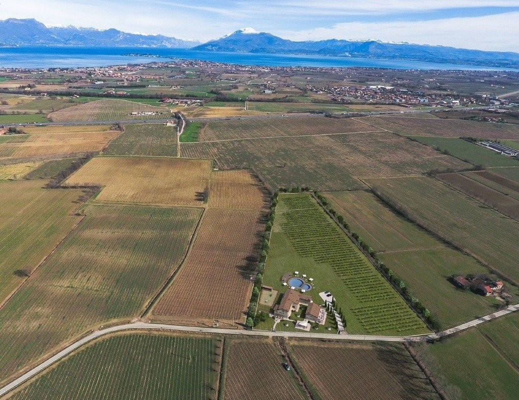 Desenzano del Garda - 
Herrschaftlicher Ansitz mit 3 Hektar Weingut!