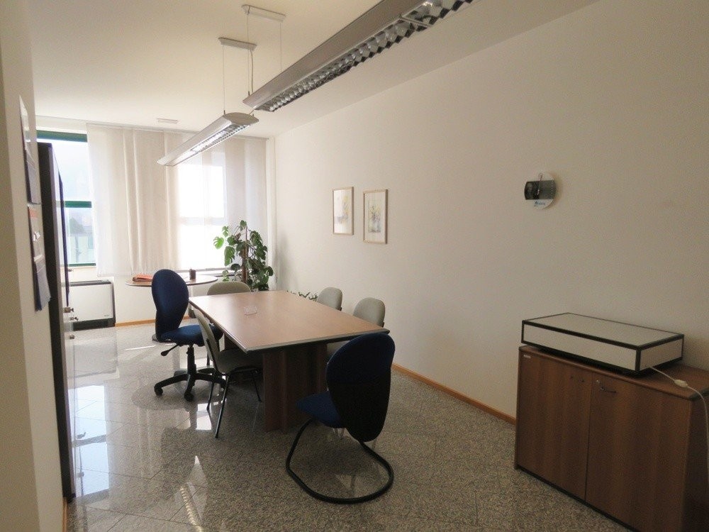 Bozen-Rentsch/Bozner Boden - Büro mit 9 Räumen am Bozner Boden
