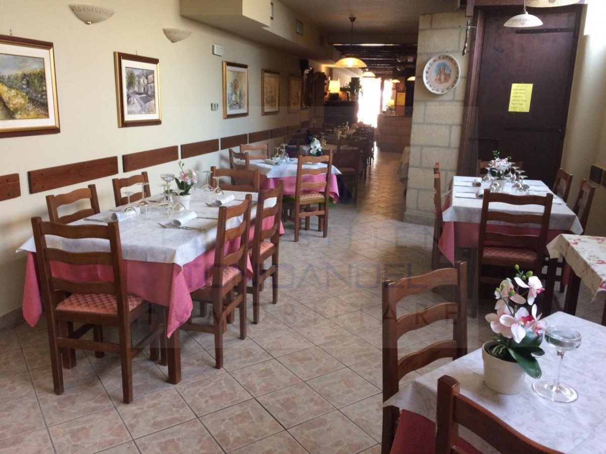 Centro storico: ristorante accogliente, ben gestito