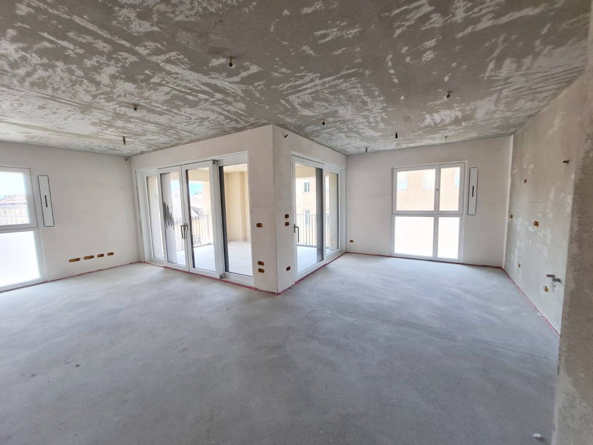 Bozen - Neue 4-Zimmer Wohnung mit Terrasse in Top Lage