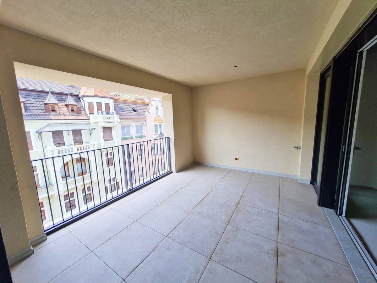 Bozen - Neue 4-Zimmer Wohnung mit Terrasse im Zentrum!