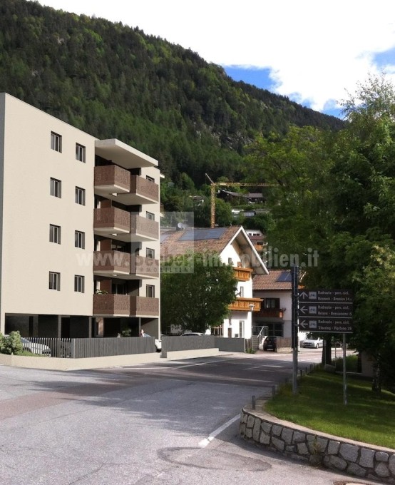 3-Zimmer-Wohnung mit Süd-Ost Balkon im zweiten Obergeschoss in Mühlbach, von wo aus Sie in 10 Minuten das Skigebiet Gitschberg-Jochtal erreichen, zu verkaufen