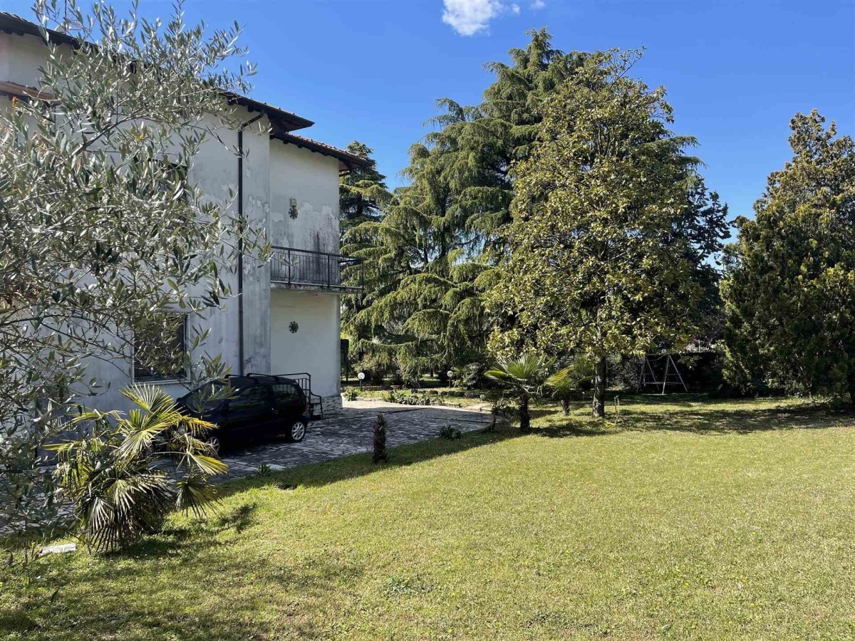 LONATO, Villa zu verkaufen von 355 Qm, Heizung Una