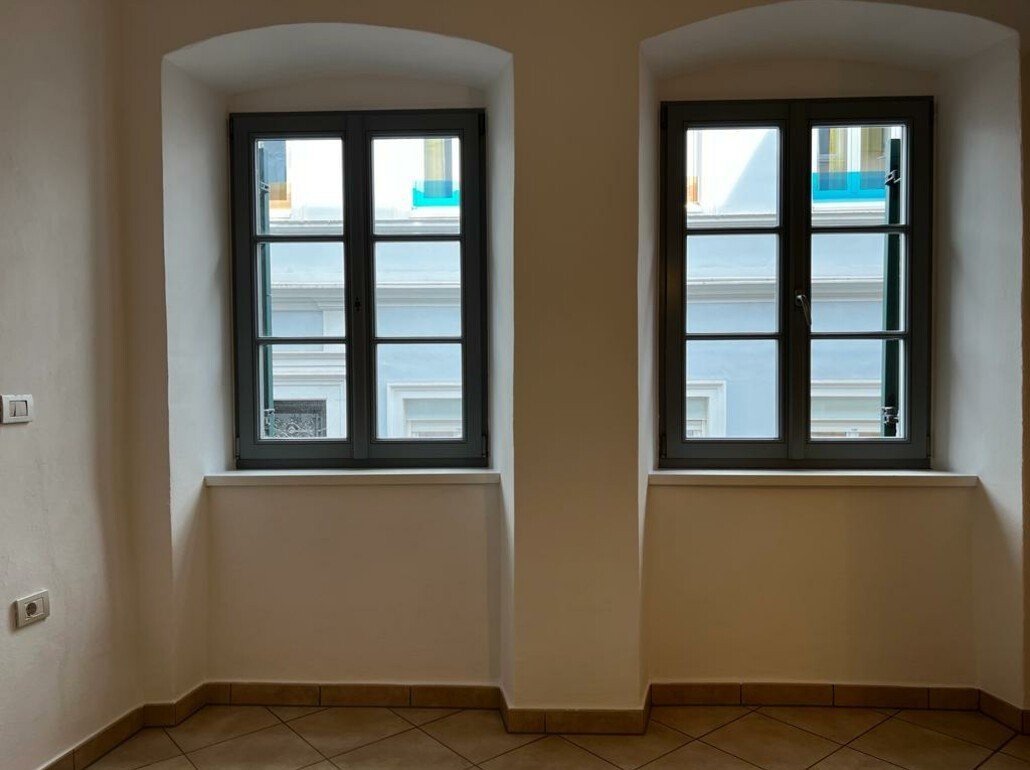 Moderne, komfortable Wohnung im historischen Stadtzentrum, erster Stock