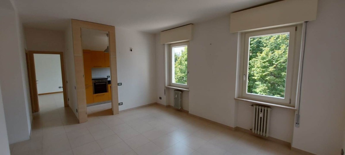 Vier-Zimmer-Wohnung in Wohngegend desenzano del Garda