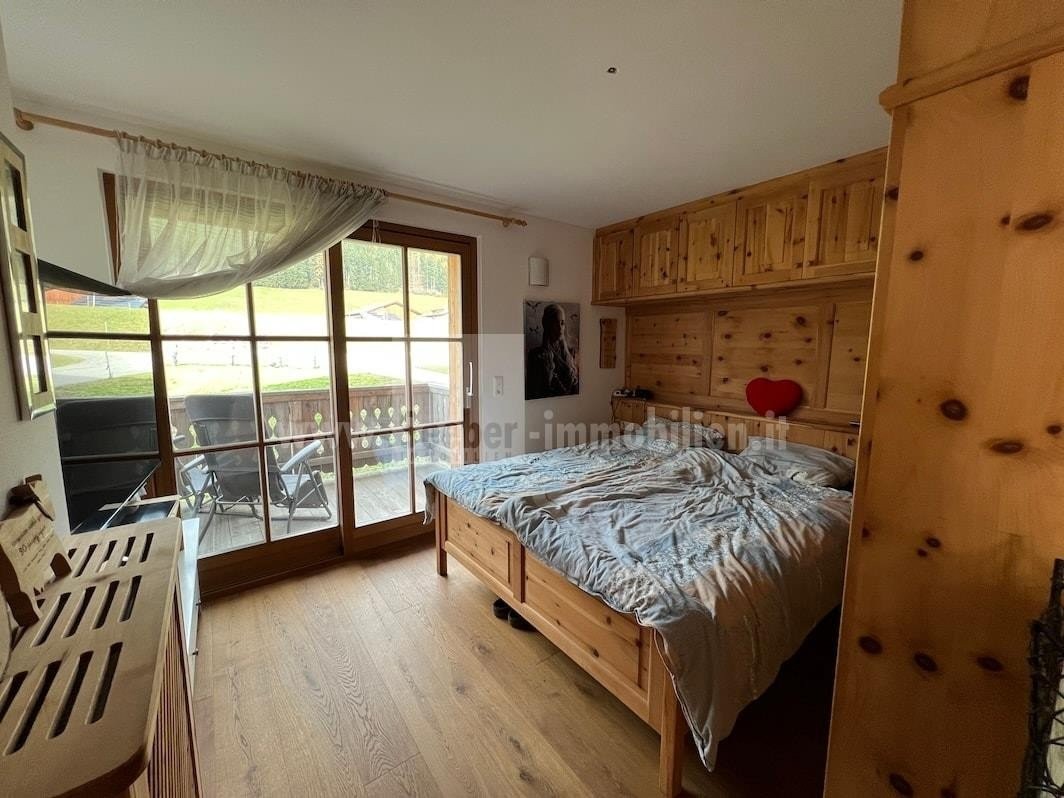 Erleben Sie Wohnkomfort mit atemberaubendem Panorama – 3-Zimmerwohnung in Niederdorf zu verkaufen!