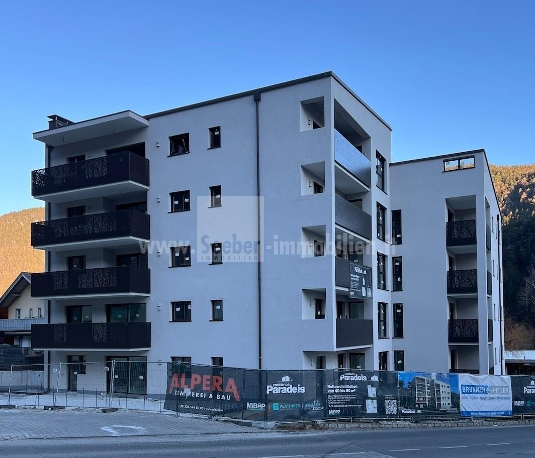 Neue 3-Zimmer-Wohnung mit Süd-West Balkon im dritten Obergeschoss in Mühlbach, von wo aus Sie in 10 Minuten das Skigebiet Gitschberg-Jochtal erreichen,  zu verkaufen
