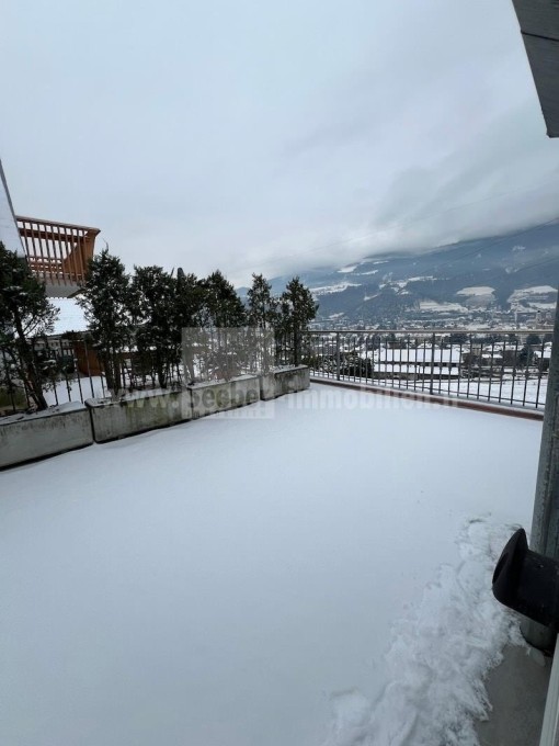 Geeignete Großzügige Attikawohnung für Familien mit Hobbyraum und schöne Aussicht in Brixen zu verkaufen