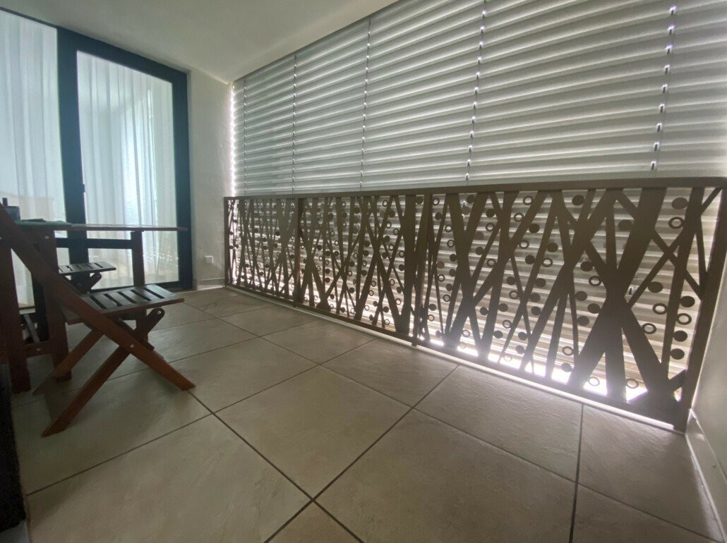 Moderne, großzügig geschnittene Zweizimmerwohung mit Terrasse