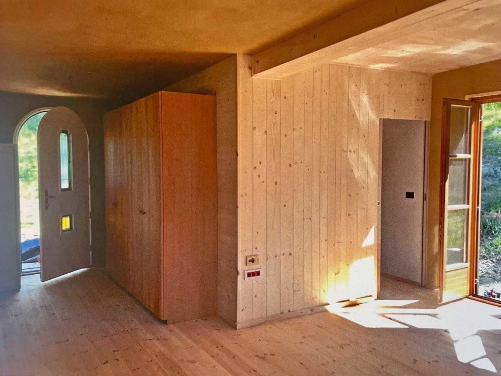 Schönes TINY-HOUSE in Holzbauweise mit ökologischer Photovoltaik-Anlage