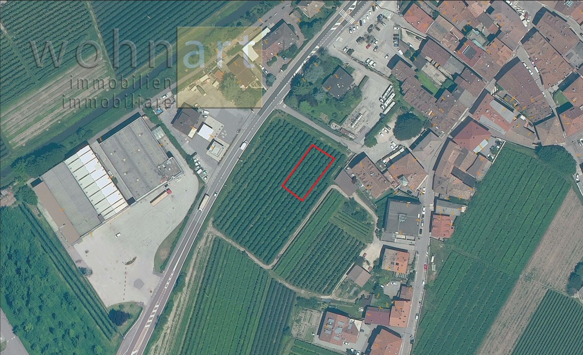 Terreno edificabile a Salorno con progetto approvato in vendita