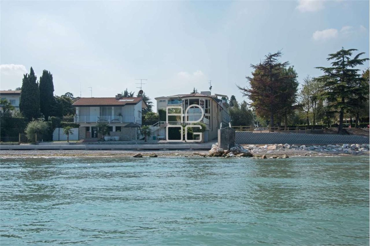 Einzigartige Immobilie am Seeufer 