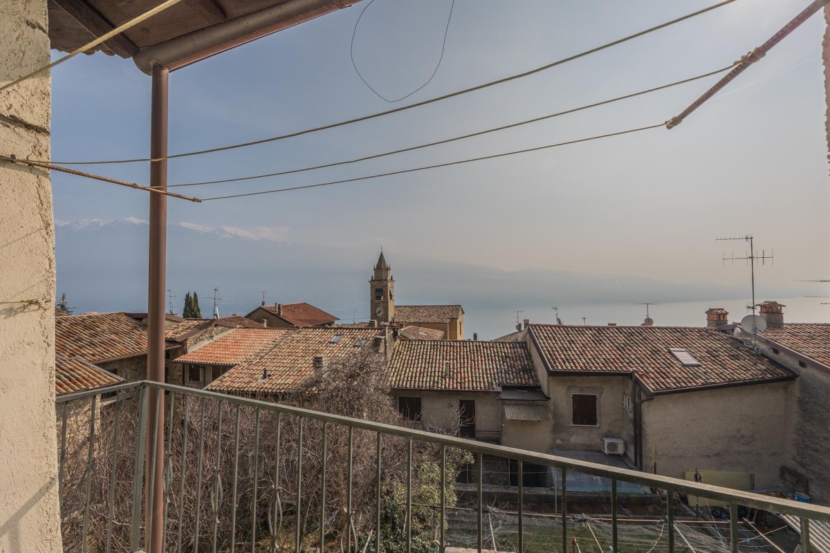 Gargnano - Einfamilienhaus in Muslone mit Blick auf den See!