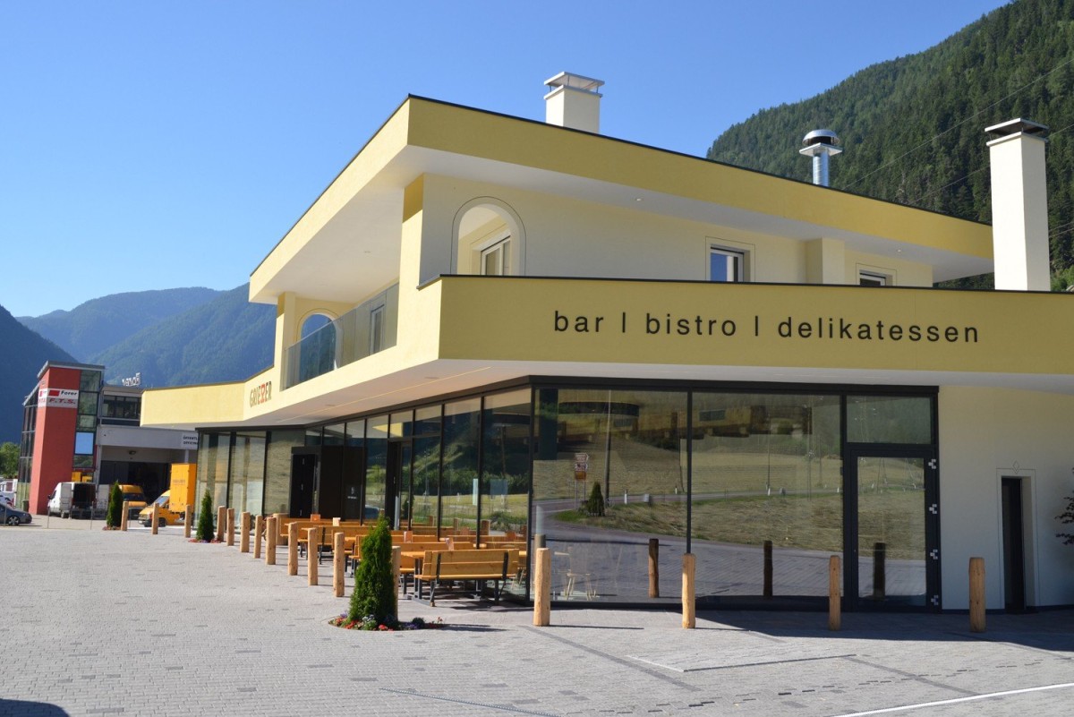Bar / Bistro lungo la statale del Brennero