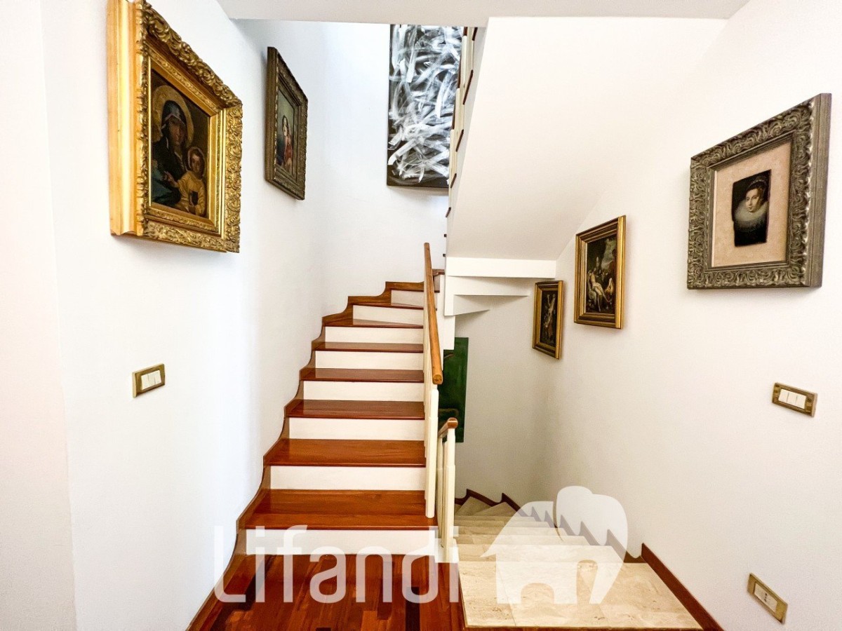Ponti sul Mincio: Villa luxury