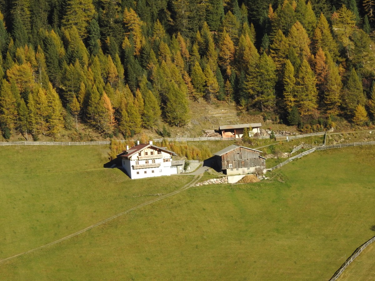 Geschlossener Hof in Reinswald mit ca. 13 ha Kulturfläche und eigener Wasserquelle
